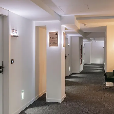 Oeste 2* سان سيباستيان