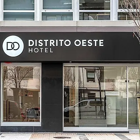 Oeste By Limehome Сан-Себастьян