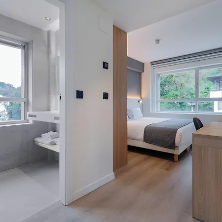 Oeste By Limehome 2* San Sebastián