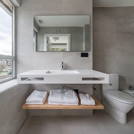 Oeste 2* San Sebastián